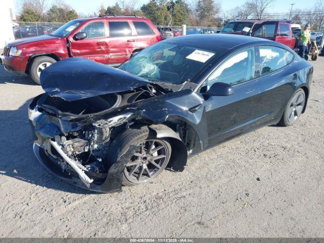 Tesla Model 3 Rear-wheel Drive Image 3