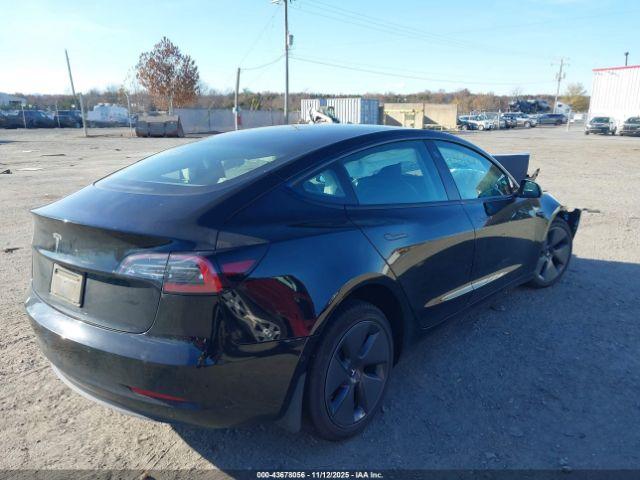 Tesla Model 3 Rear-wheel Drive Image 4