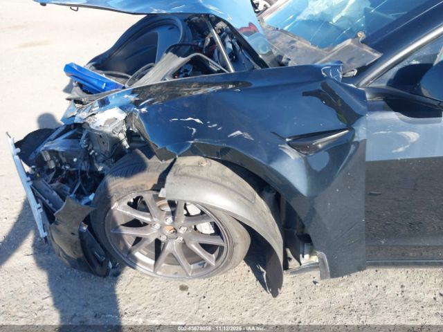 Tesla Model 3 Rear-wheel Drive Image 6