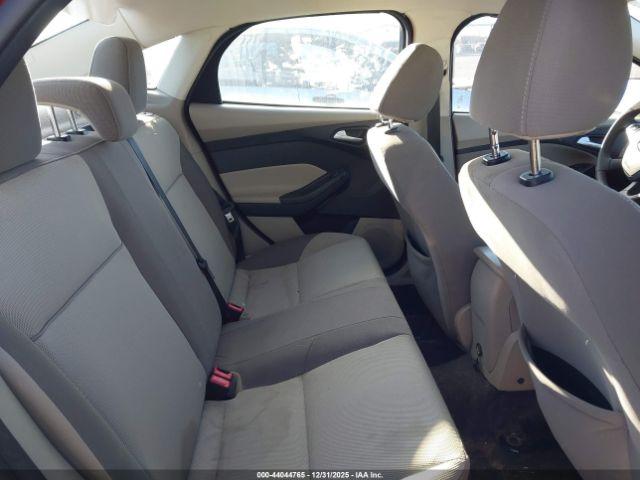 Ford Focus Se Image 9