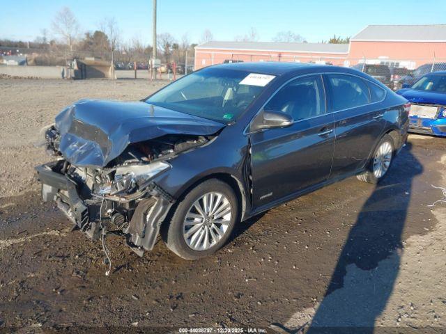 Toyota Avalon Hybrid Xle Touring Image 14