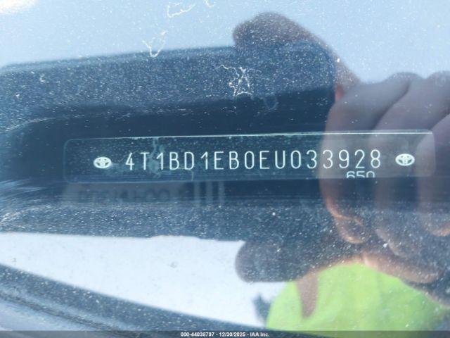 Toyota Avalon Hybrid Xle Touring Image 9