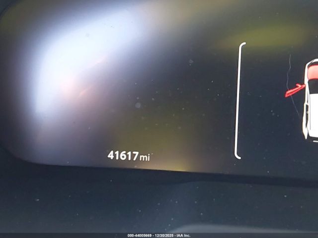 Toyota RAV4 Limited Image 15