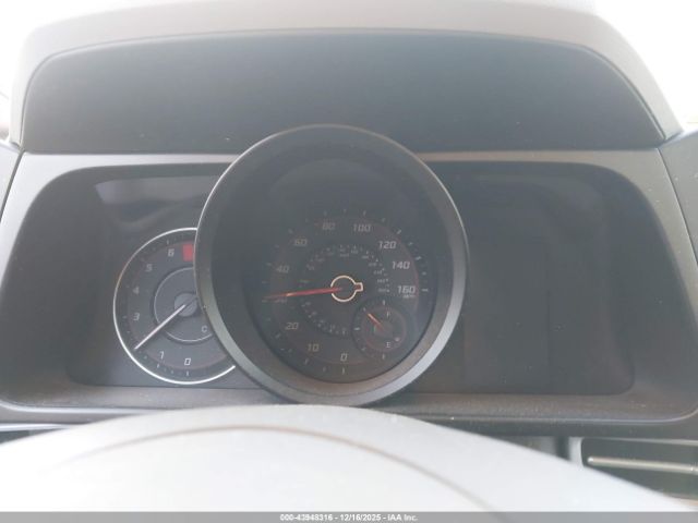 Hyundai ELANTRA Sel Image 2