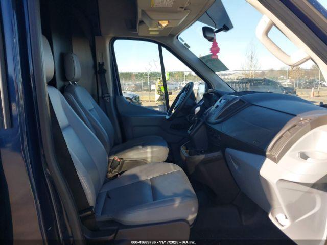 Ford Transit Image 9