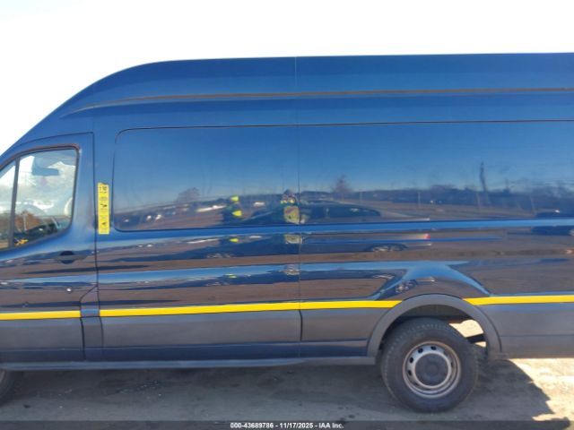 Ford Transit Image 13