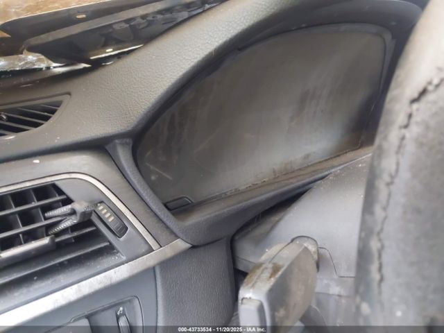 BMW 3 Series Xdrive Image 4