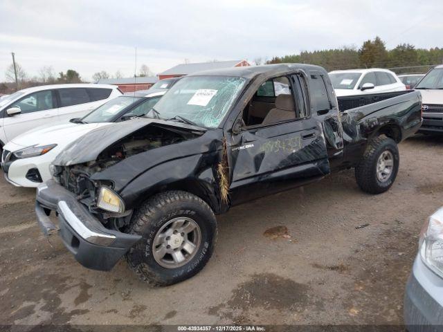 Toyota Tacoma Prerunner Image 14