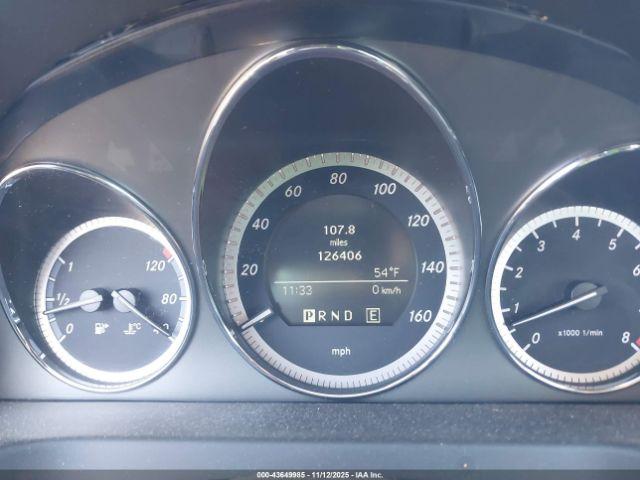 Mercedes-Benz C-Class Luxury 4matic Image 3