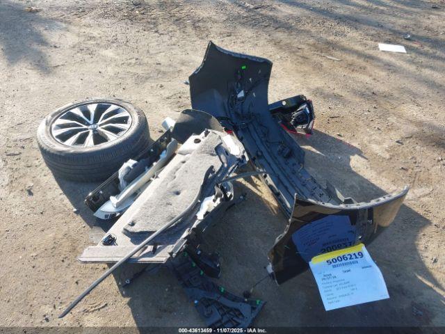 Volvo XC60 B5 Plus Bright Theme Image 10