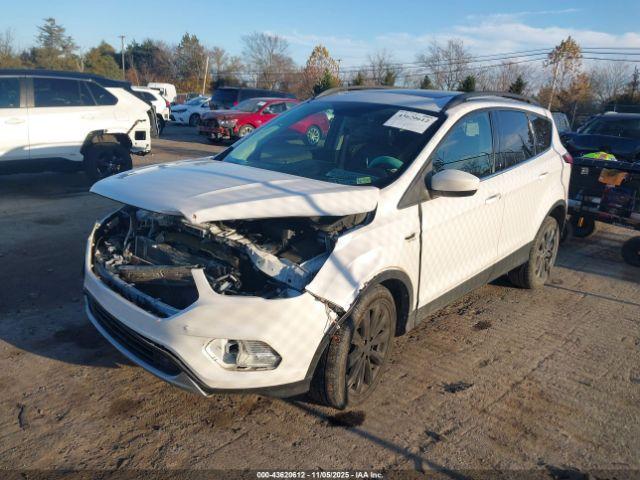 Ford Escape Sel Image 2