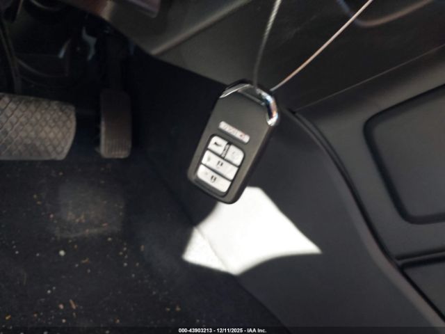 Honda CR-V Awd Touring Image 7