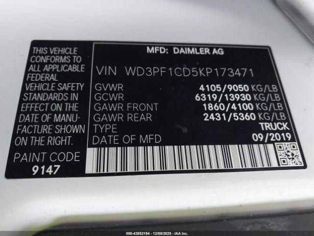 Mercedes-Benz Sprinter 2500 High Roof V6 Image 14