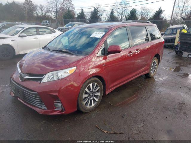 Toyota Sienna Xle 7 Passenger Image 16
