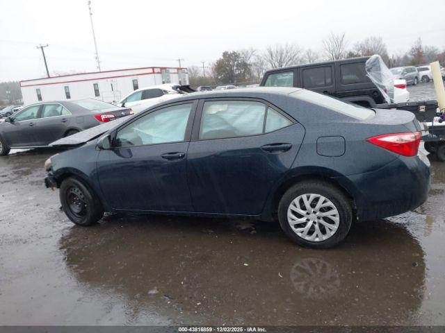 Toyota Corolla Le Image 14