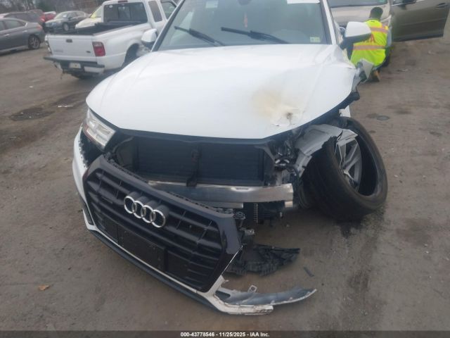 Audi Q5 45 Premium Image 4