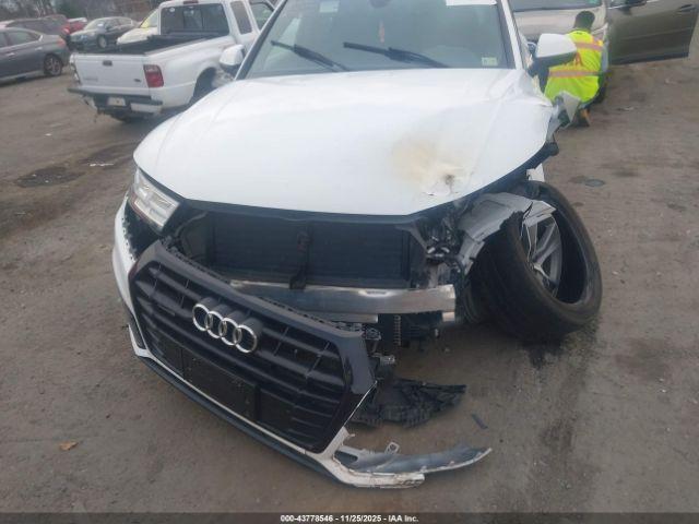 Audi Q5 45 Premium Image 4