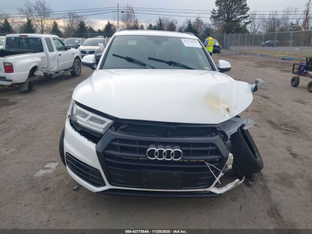 Audi Q5 45 Premium Image 15