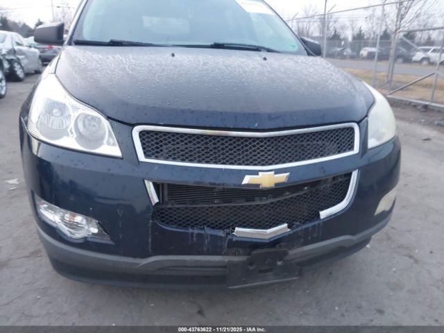 Chevrolet Traverse Ls Image 8