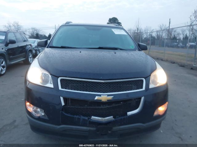 Chevrolet Traverse Ls Image 4