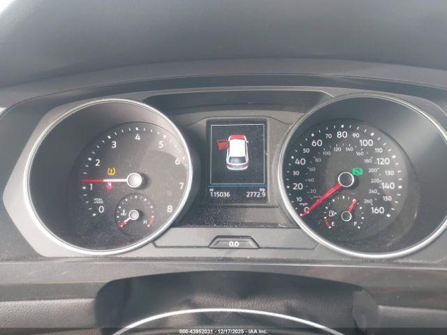 Volkswagen Tiguan 2.0t S Image 8