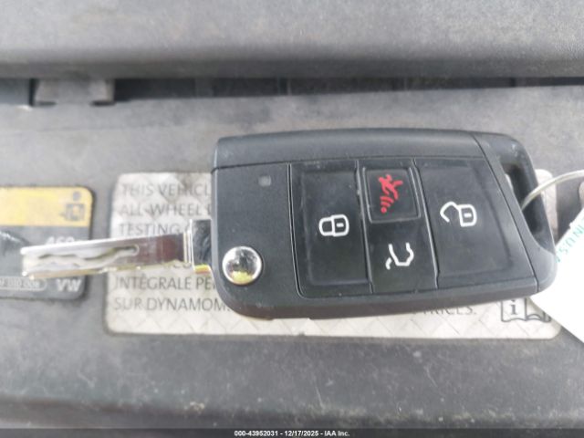 Volkswagen Tiguan 2.0t S Image 12