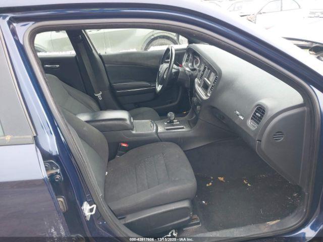 Dodge Charger Se Image 5