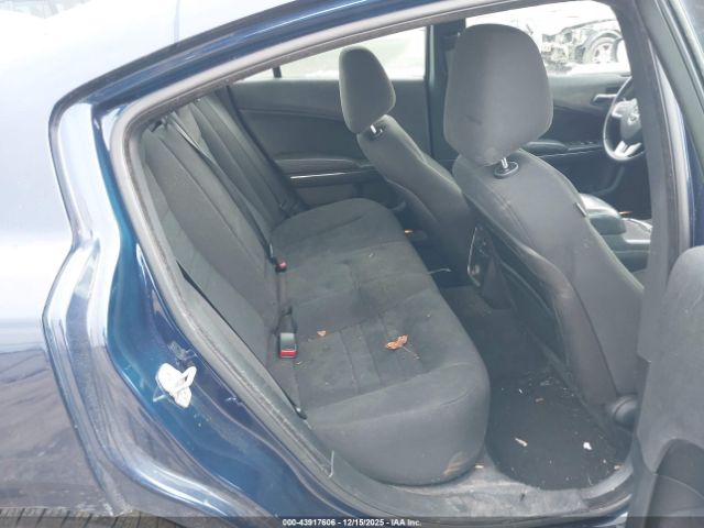 Dodge Charger Se Image 6