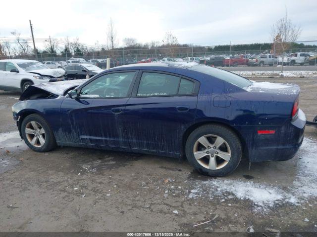 Dodge Charger Se Image 13