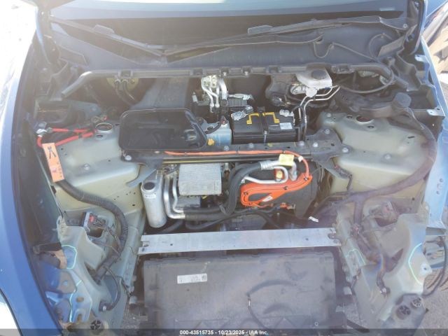 Tesla Model Y Long Range Dual Motor All-wheel Drive Image 16