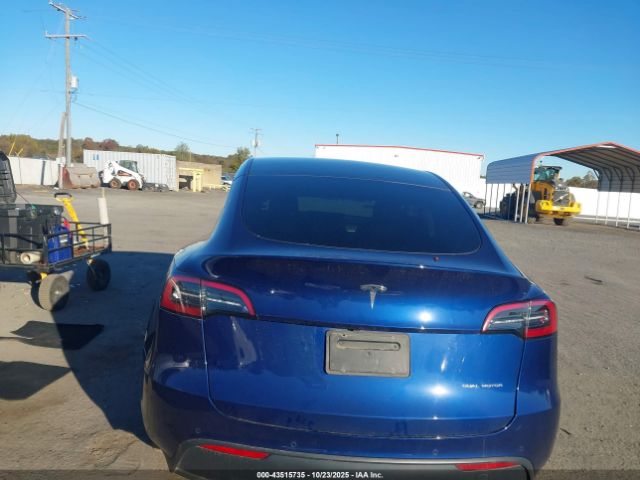 Tesla Model Y Long Range Dual Motor All-wheel Drive Image 15
