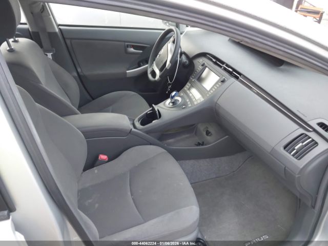 Toyota Prius Three Image 6