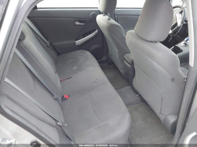 Toyota Prius Three Image 2