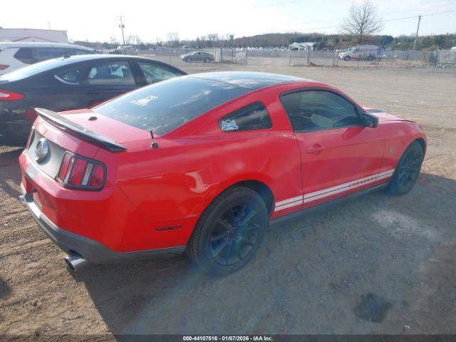 Ford Mustang Image 2