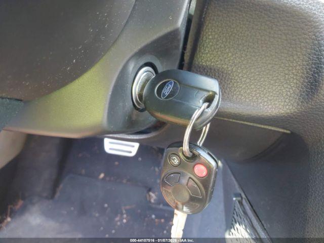 Ford Mustang Image 8