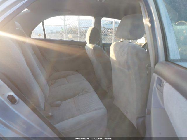 Toyota Corolla Ce Image 9