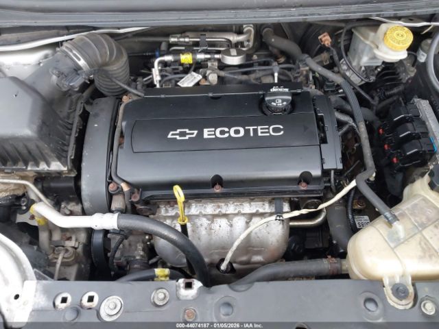 Chevrolet Sonic Lt Auto Image 4