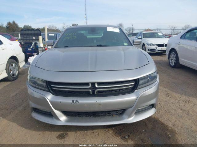 Dodge Charger Image 8