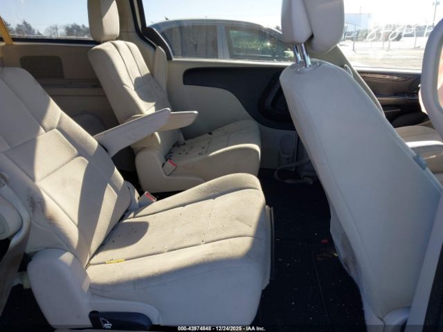 Dodge Grand Caravan Express Image 4
