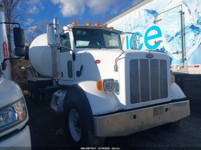 Peterbilt 365 Image 1