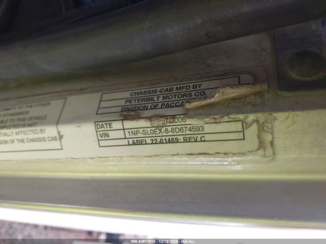 Peterbilt 365 Image 7