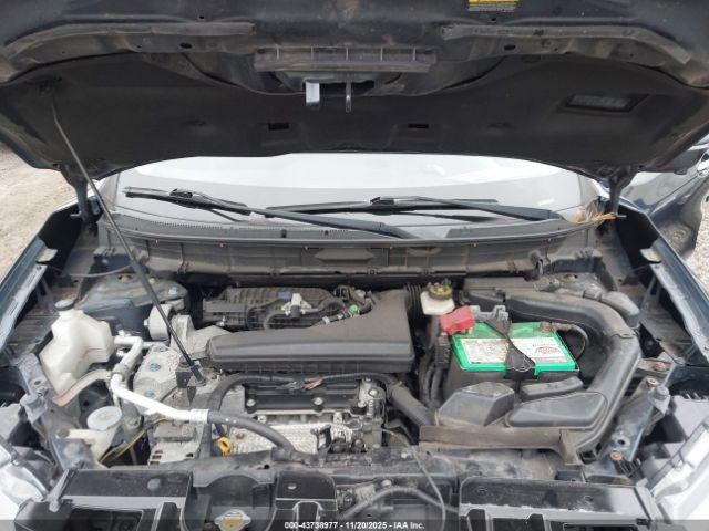 Nissan Rogue Sv Image 9