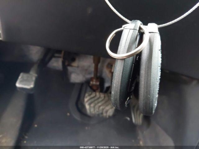 Nissan Rogue Sv Image 12