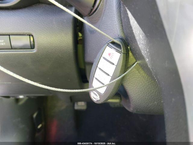 Nissan Sentra S Xtronic Cvt Image 4