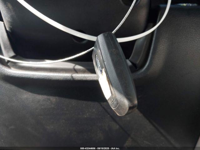 Ford F-250 Platinum Image 4