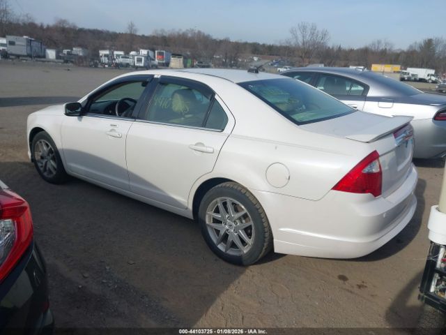 Ford Fusion Sel Image 2