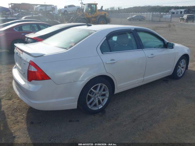 Ford Fusion Sel Image 10