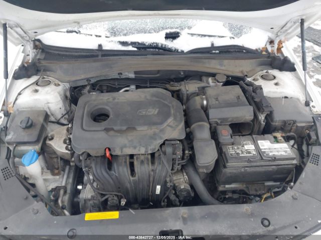 Kia Optima Lx Image 9