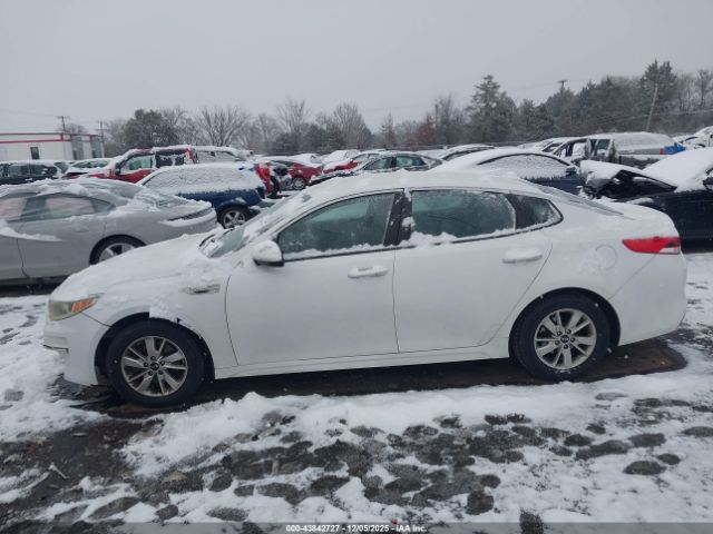 Kia Optima Lx Image 16