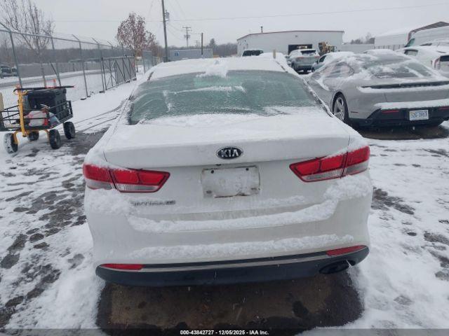 Kia Optima Lx Image 15